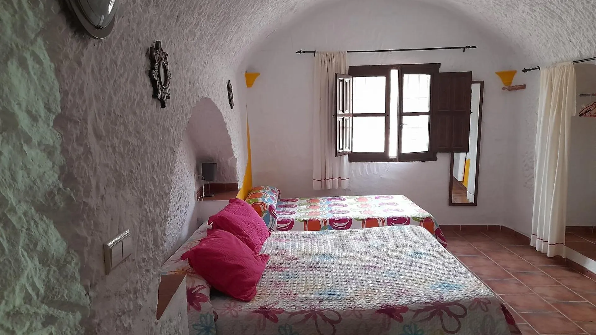 Cuevas La Chumbera Guest House Benalua de Guadix 0*,  Spain